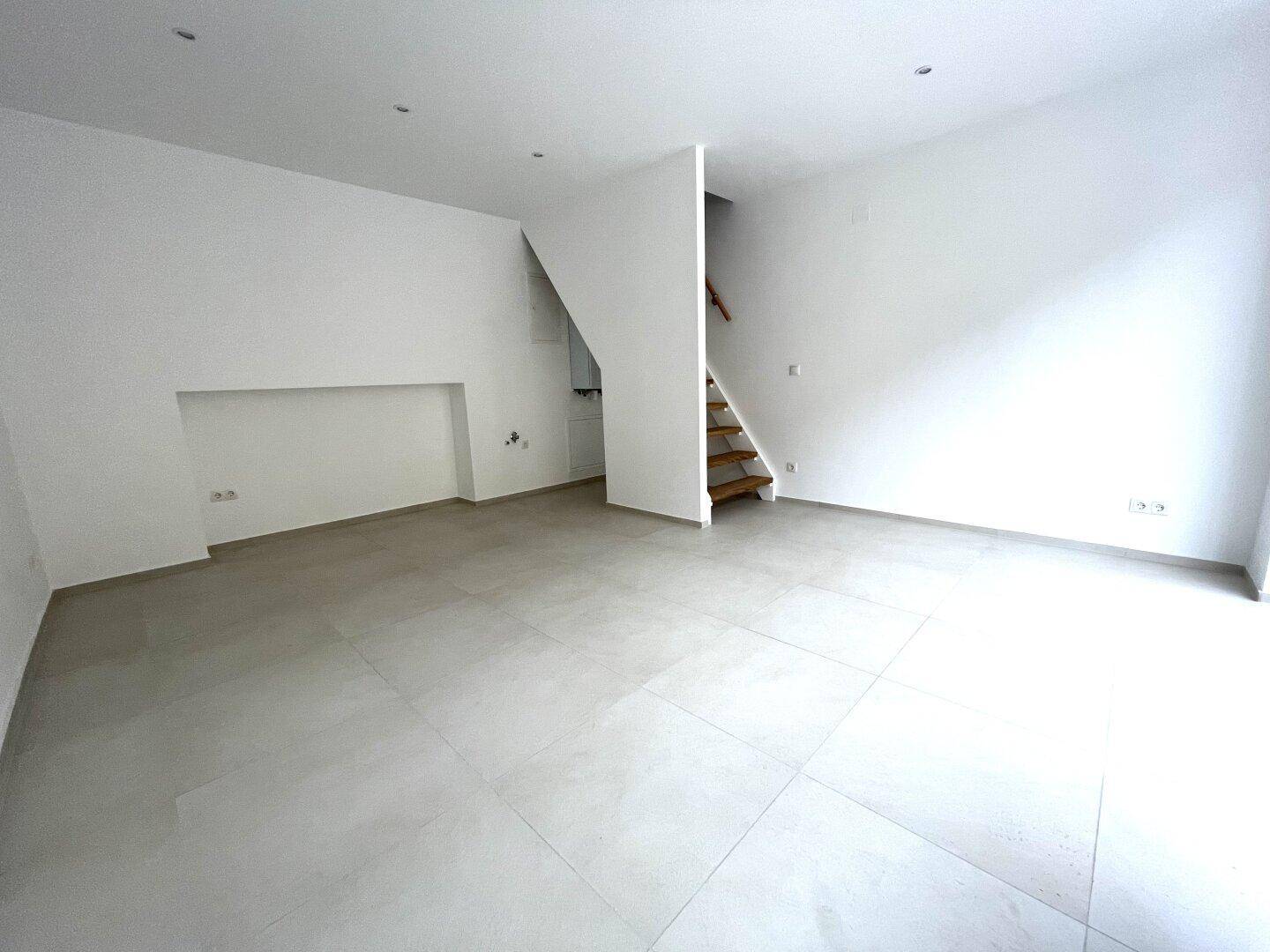 40,34 m²-Geschäftslokal, 2-Etagen, Nähe Schloss Schönbrunn - Ansicht 6