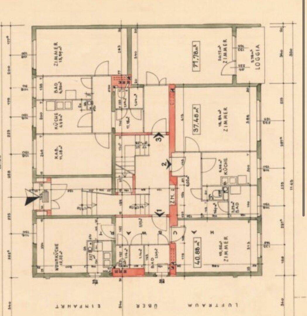 Detaillierter Grundrissplan zeigt die Aufteilung mehrerer Zimmer und eine Loggia.