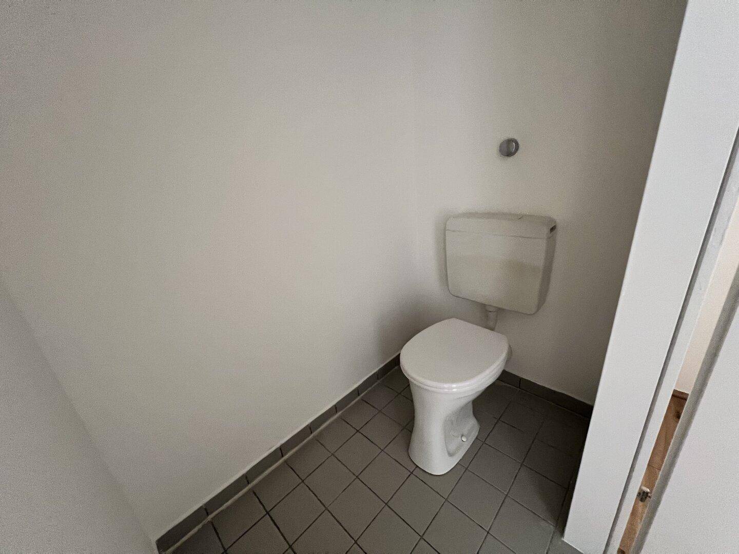 2 Zimmer Wohnung in 1120 bei Meidlinger Bahnhof / Philadelphiabrücke - Mehr