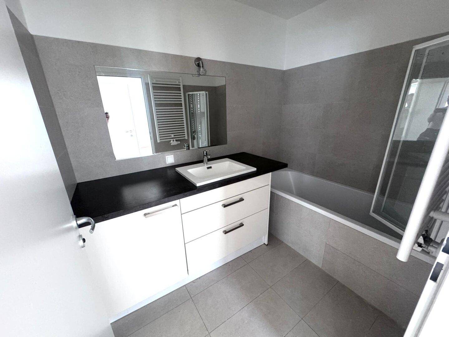 3-Zimmer-Wohnung mit Balkon - Widok 6