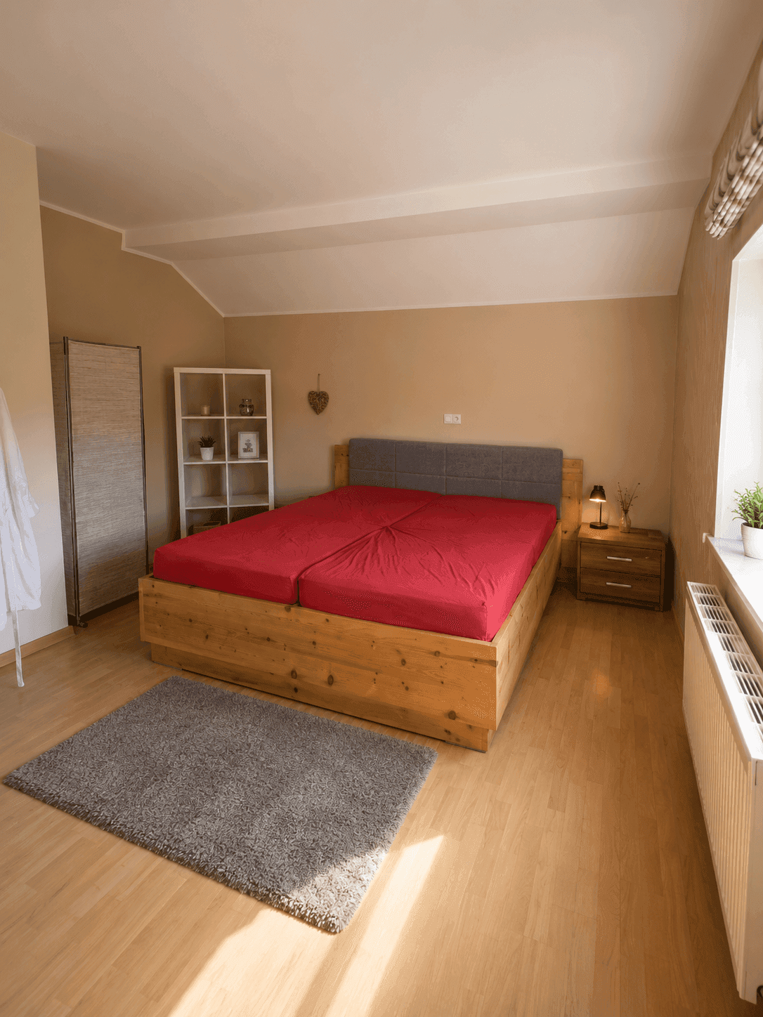 Provisionsfrei! Totalsaniertes Einfamilienhaus in Seekirchen am Wallersee | Garten &amp; 2 Garagen | Salzburg in 15 Min. - Ansicht 2