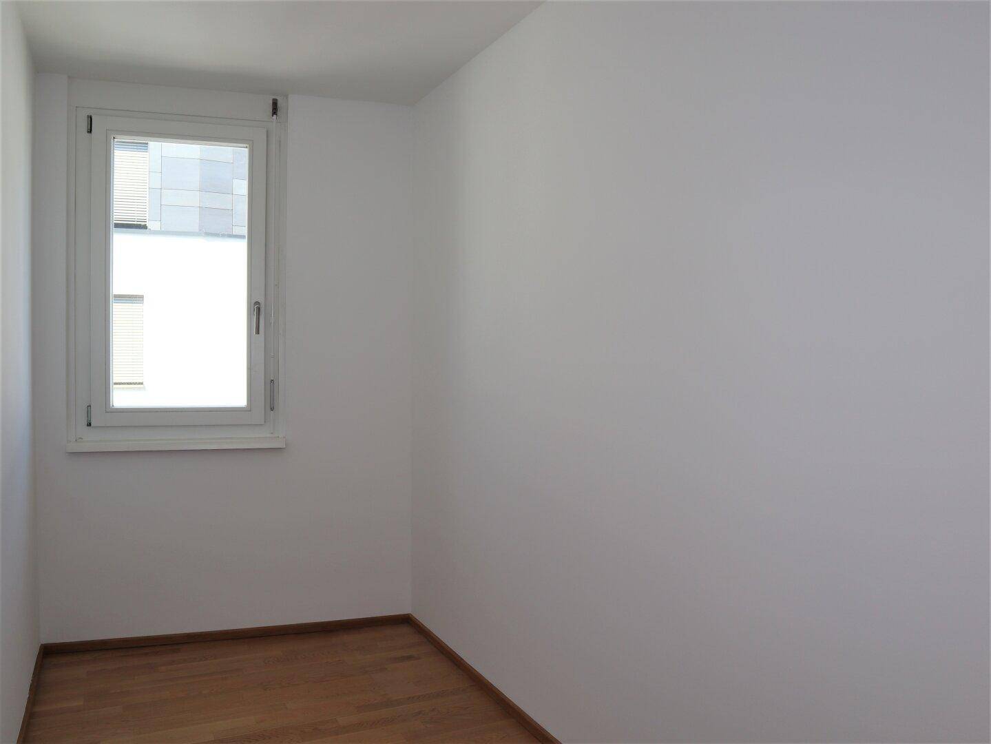 Garderobe mit Fenster