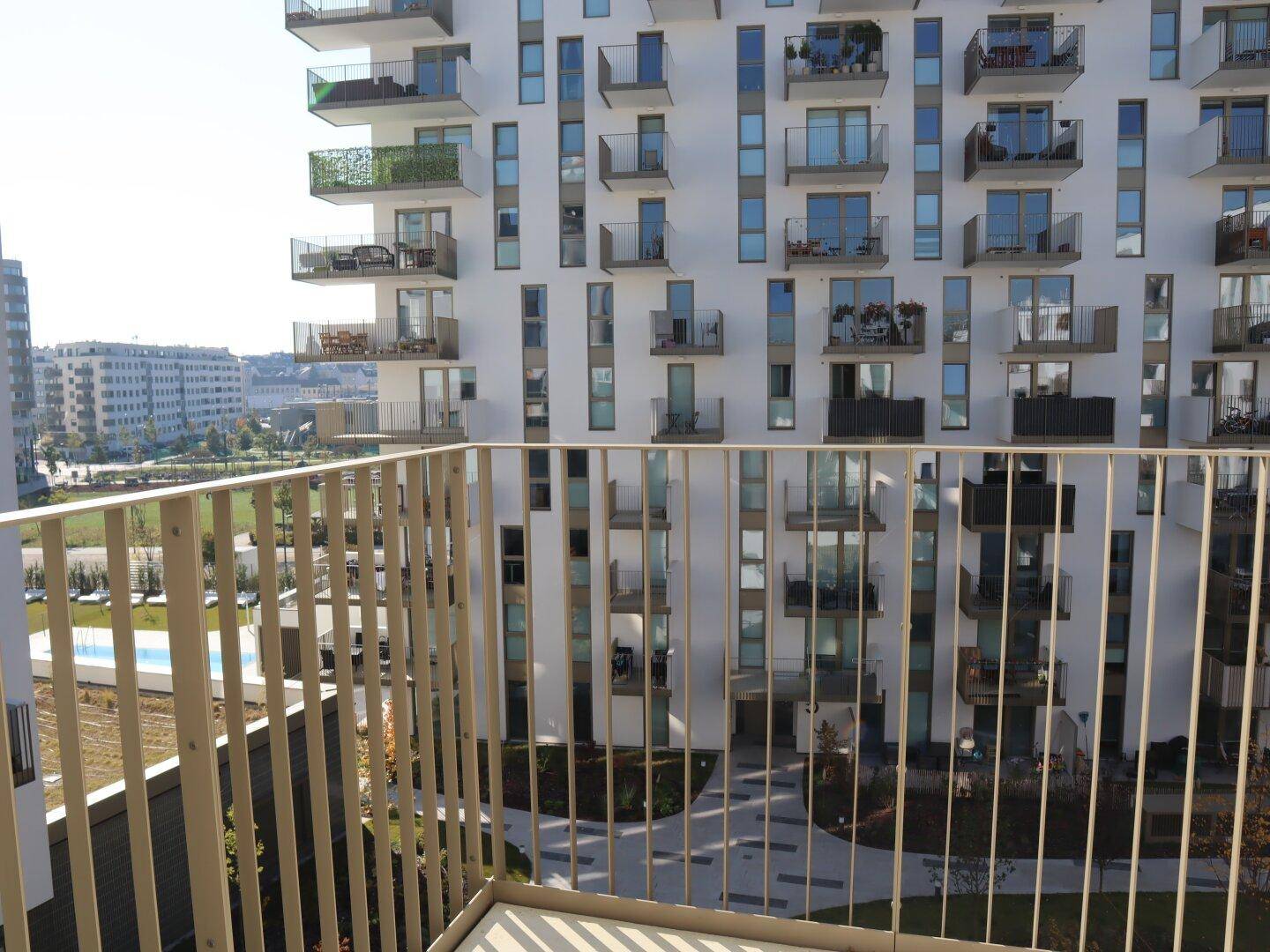 * Gym &amp; Pool inklusive * modernes Singlestudio mit Südwestbalkon im Sonnwendviertel * ADELE* - Ansicht 5