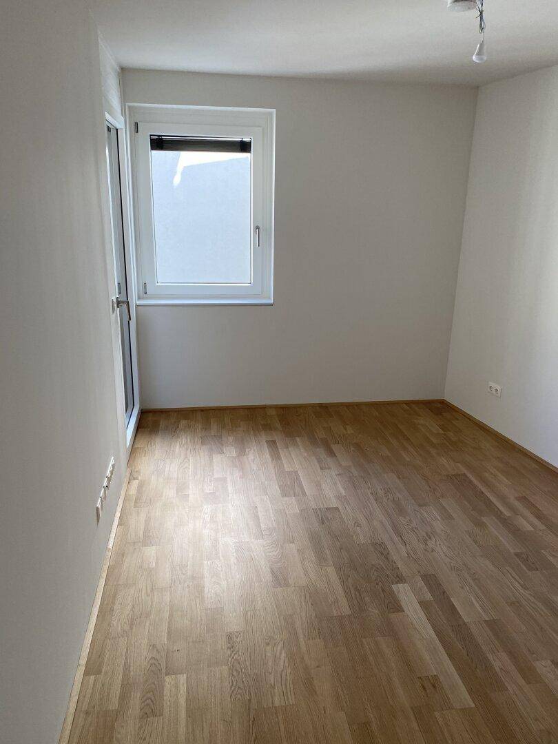 Licht durflutetes Schlafzimmer
