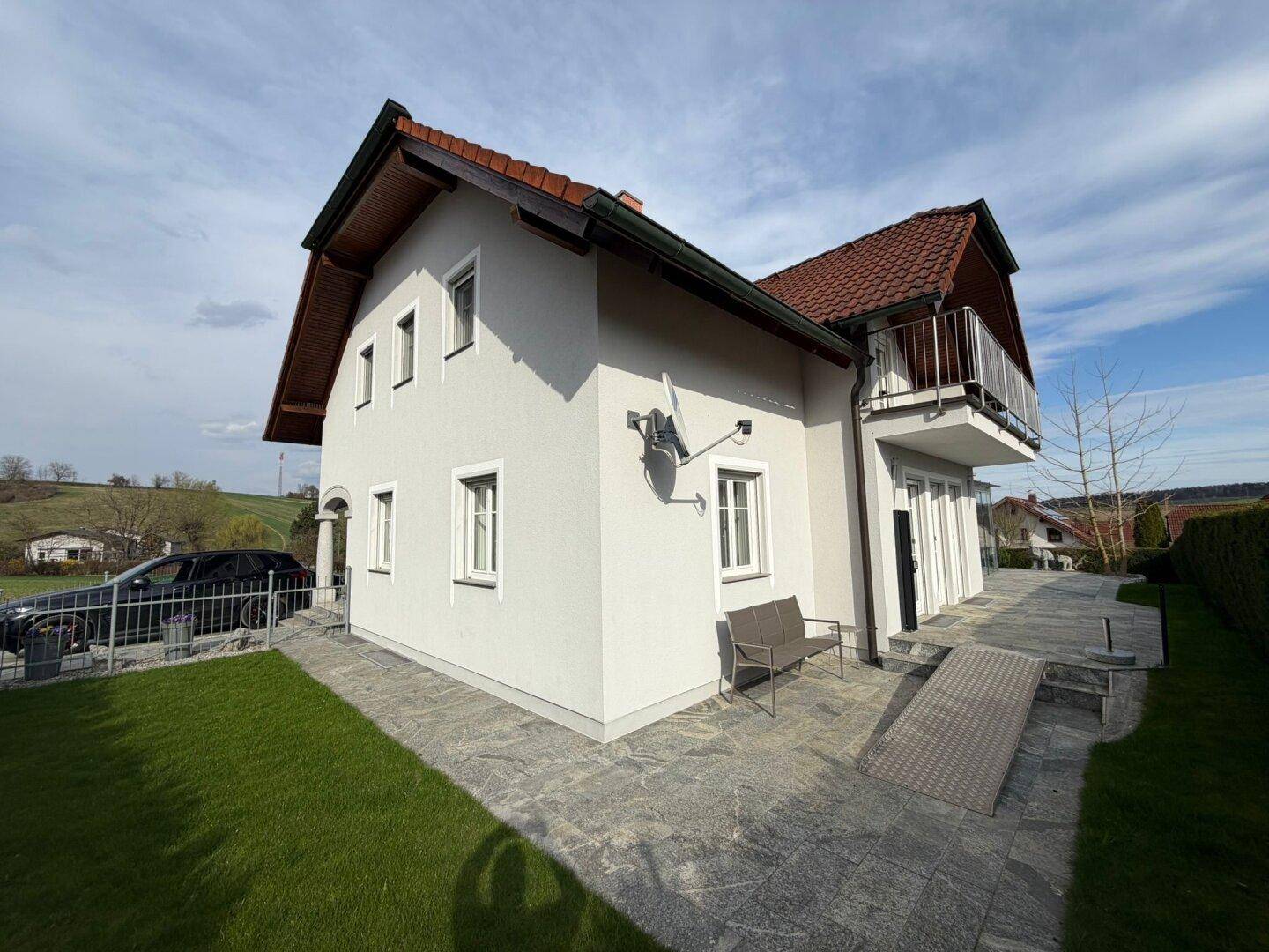Exklusives Wohnjuwel in Rohrbach bei St. Florian - Ansicht 2