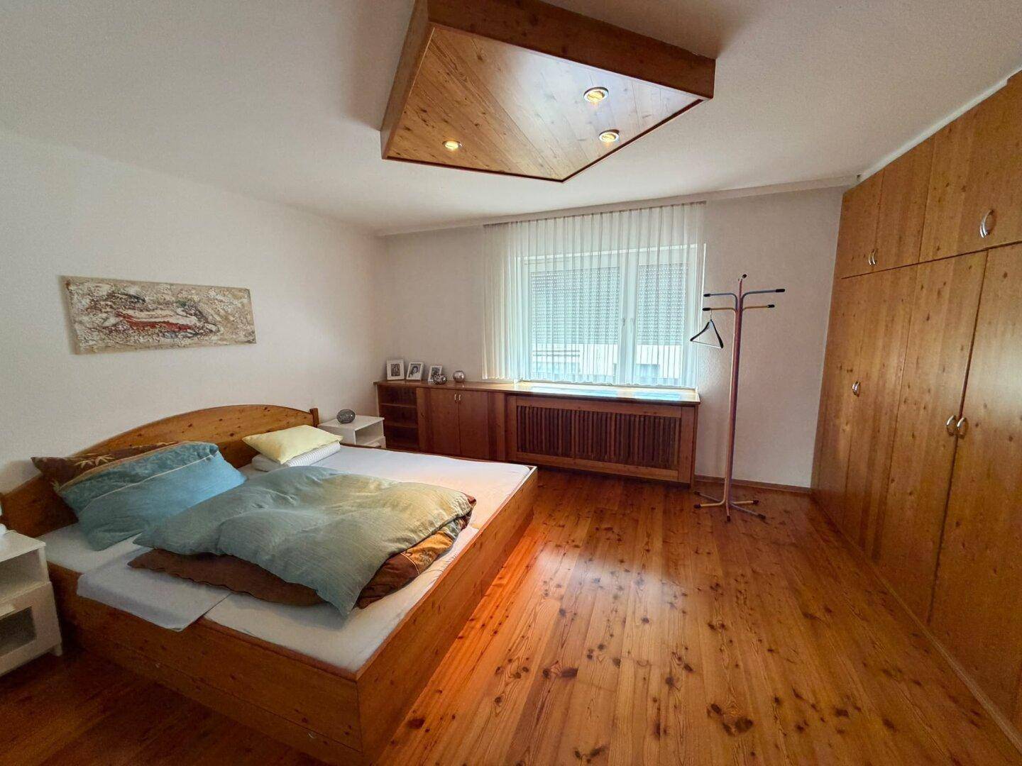 Charmantes Einfamilienhaus mit Pool und hochwertigem Außenbereich in Wels, Gepflegtes Wohnen mit Wohlfühlcharakter - Widok 6