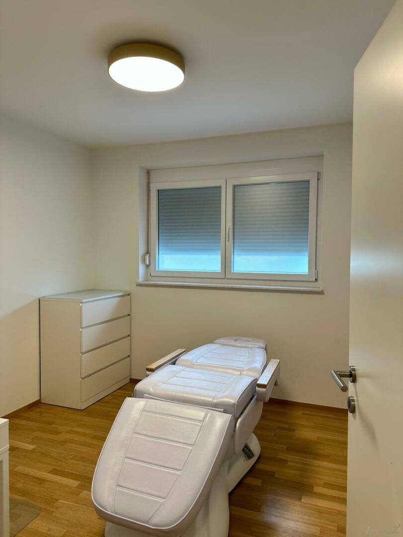 Behandlungsraum2