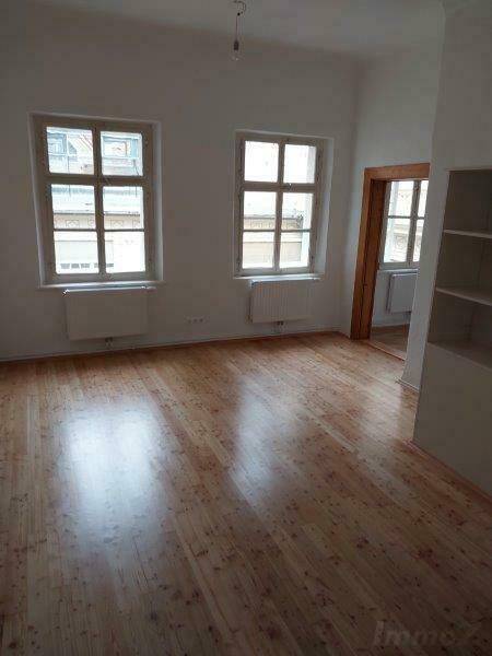 Sanierte Altbau-Büroräumlichkeiten mitten in der Fußgängerzone der Grazer Innenstadt - Herrengasse - Więcej