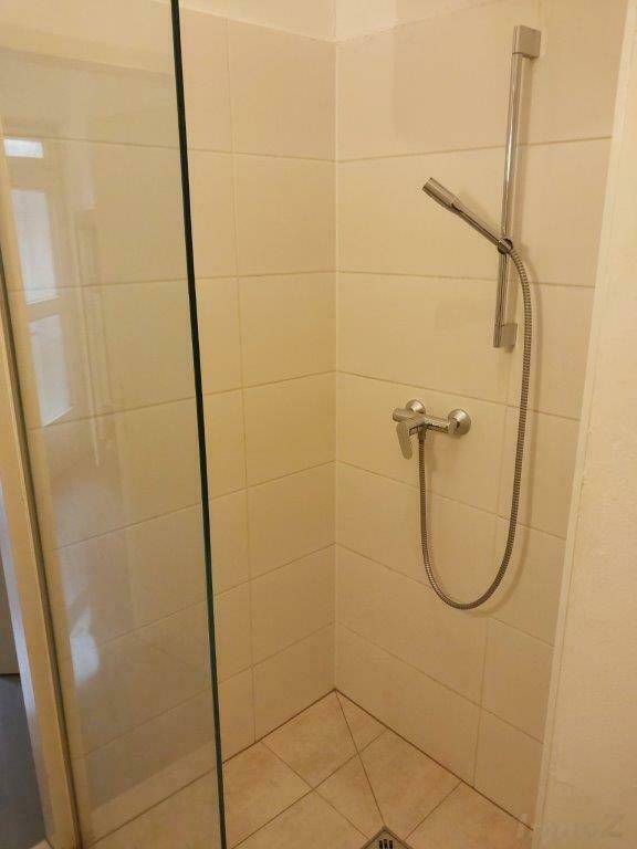 Dusche