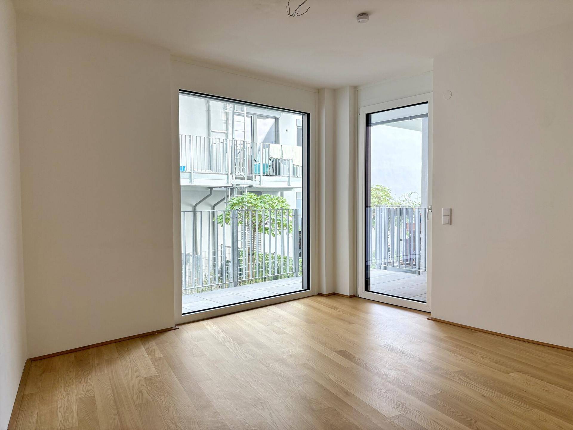 3-комнатная квартира с балконом, 48 м², Зиммеринг, Зиммеринг