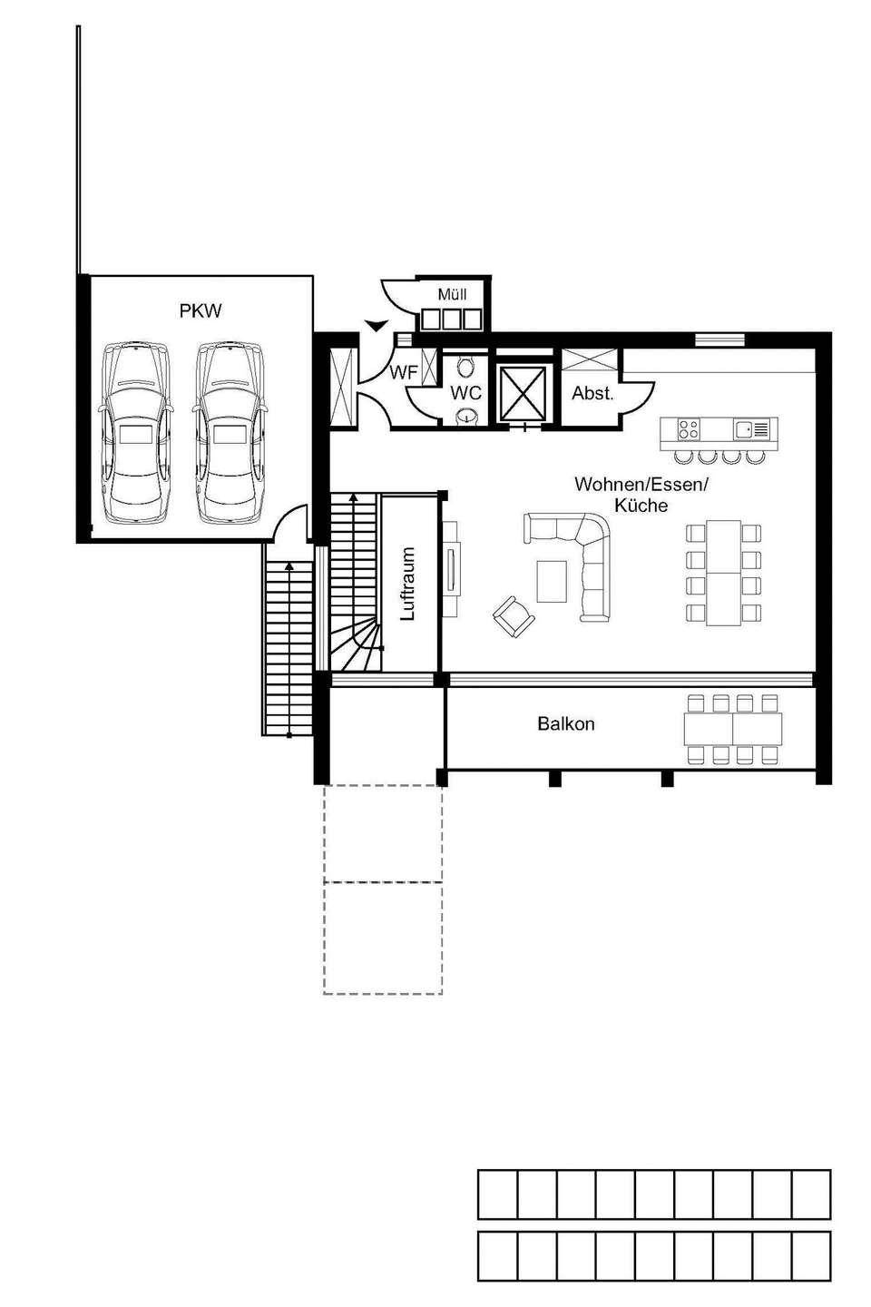 Grundriss des Obergeschosses mit offenem Wohnbereich, Küche, Balkon und Parkplatz.