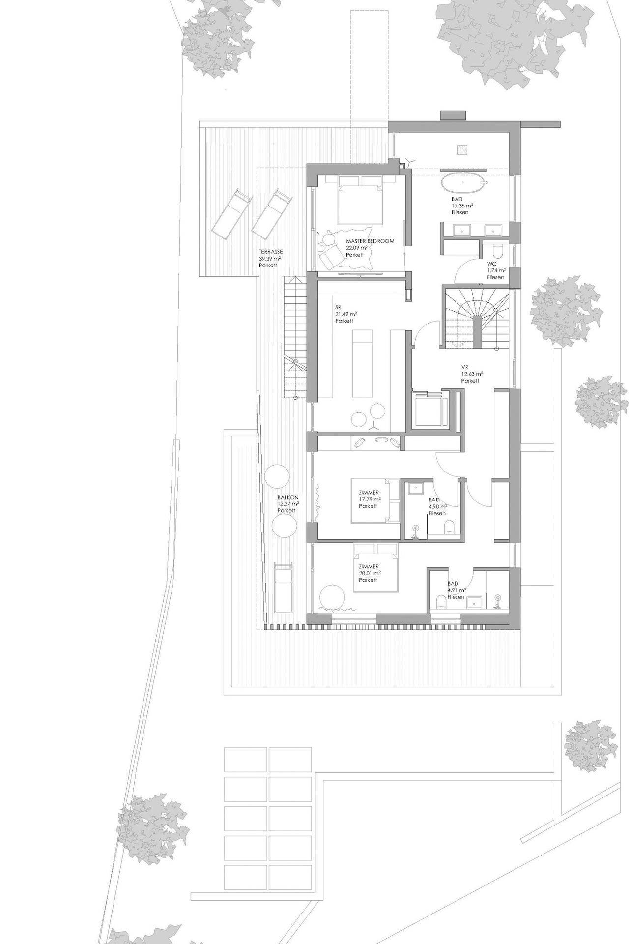 Grundriss des Obergeschosses mit Schlafzimmern, Bädern und Balkonen.