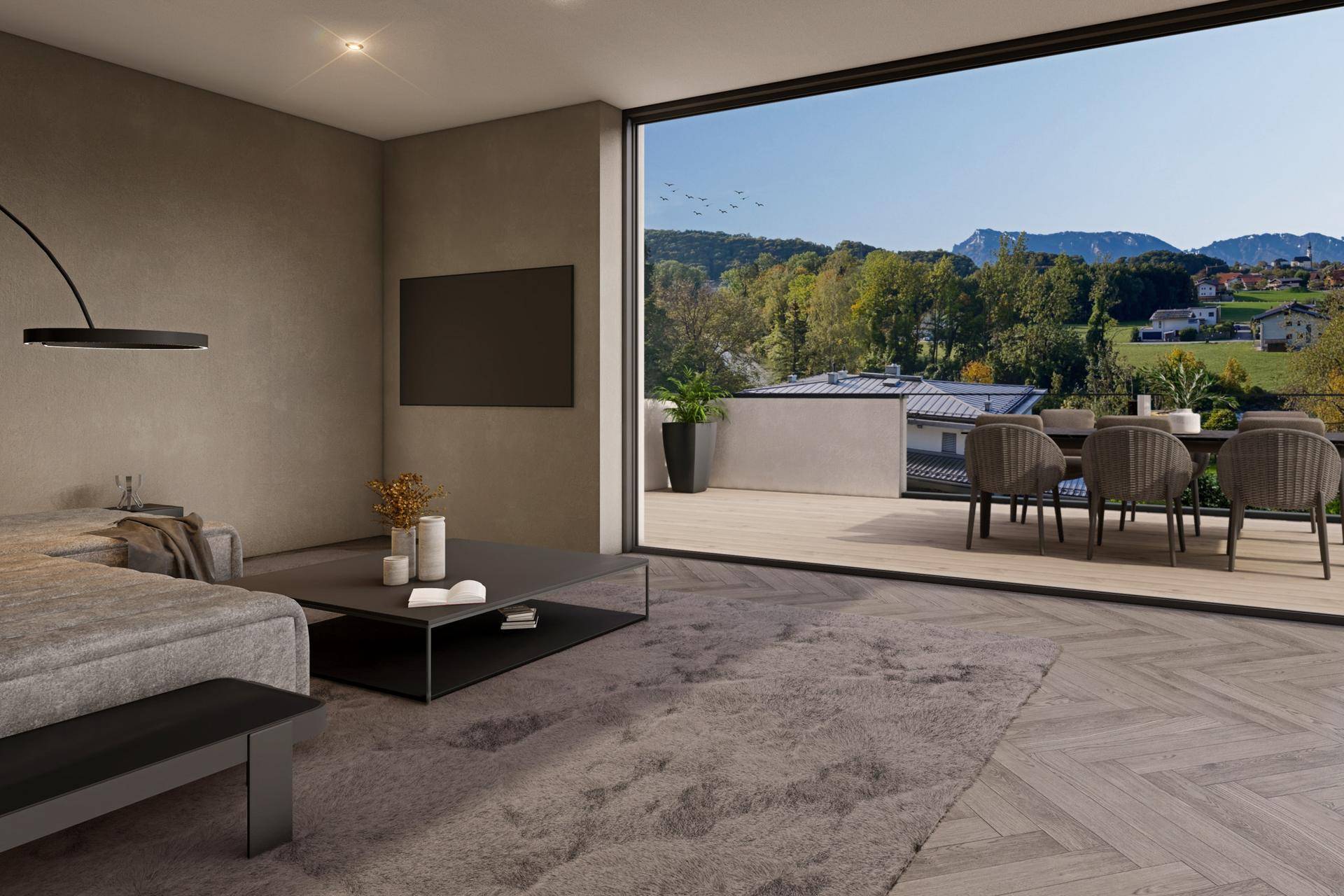 Helles Wohnzimmer mit beigem Teppich, Parkettboden und Zugang zu einer großen Terrasse.