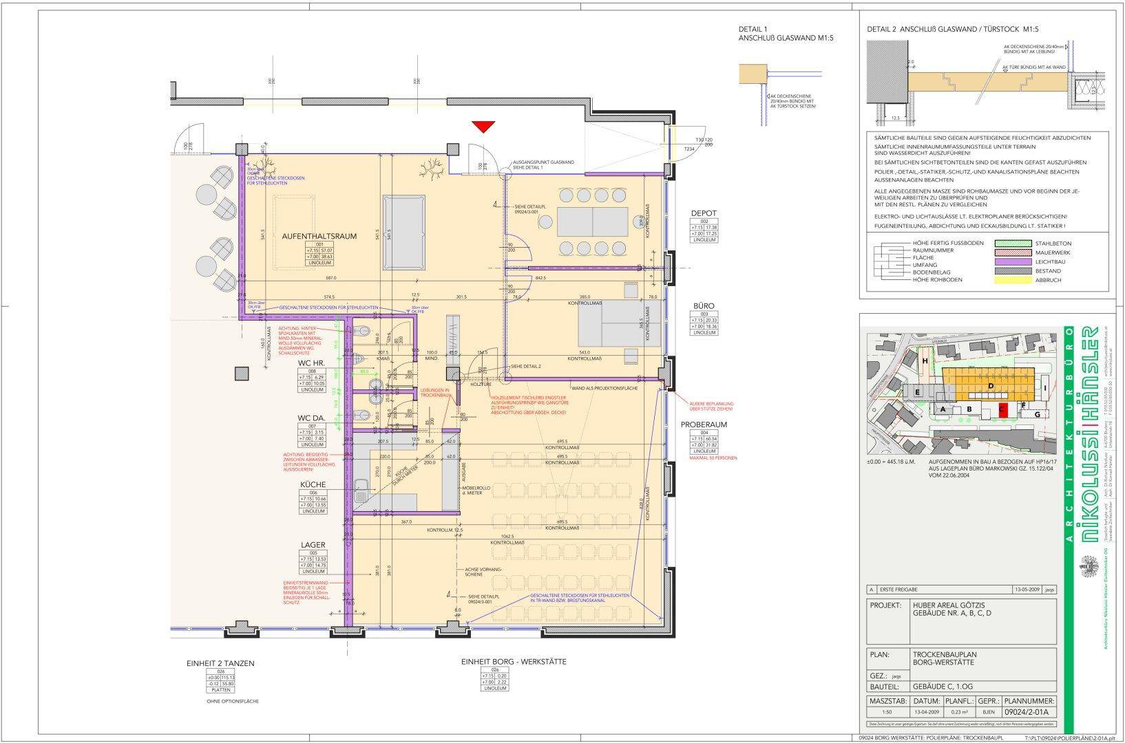 Detaillierter Grundrissplan mit verschiedenen Funktionsbereichen wie Büro, Küche und Aufenthaltsraum.
