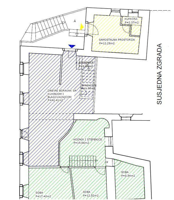 Grundriss des ersten Stockwerks mit Wohnbereich, Küche und Bad.