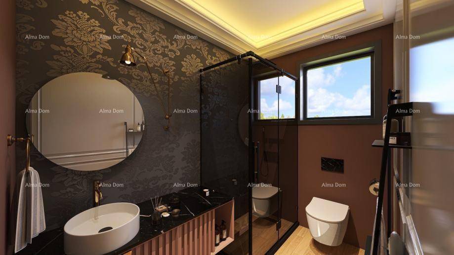 Stilvolles Badezimmer mit Duschkabine, ovalem Waschbecken und gemusterter Tapete.