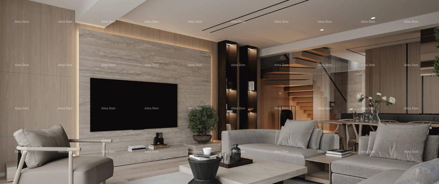 Modernes Wohnzimmer mit großem Fernseher, bequemen Sofas und indirekter Beleuchtung.