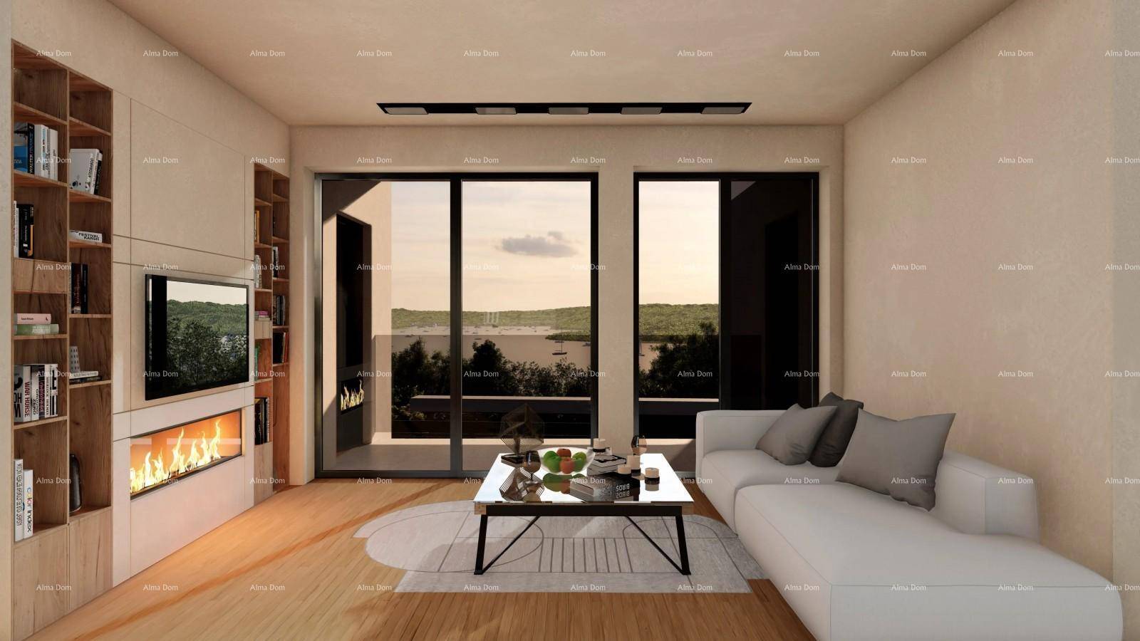 Gemütliches Wohnzimmer mit Kamin, Seeblick und Zugang zu einem Balkon.