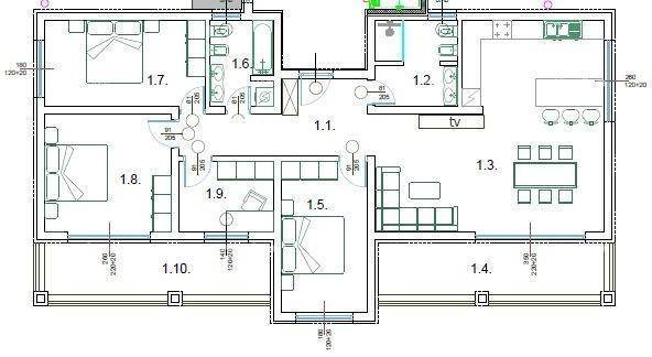 Detaillierter Grundriss einer Wohnung mit mehreren Zimmern und zwei Terrassen.