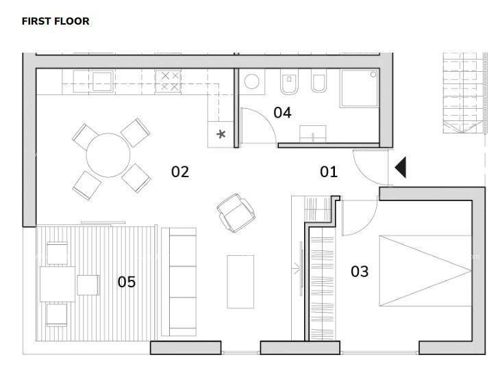 Grundriss des ersten Stocks mit Wohnbereich, Schlafzimmer, Bad und Terrasse.