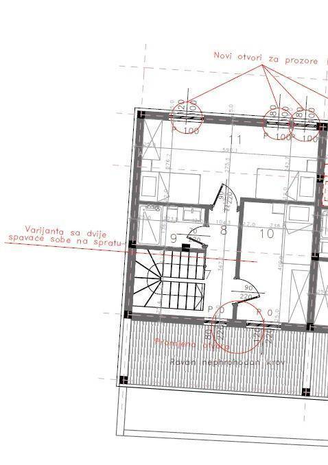 Grundriss einer weiteren Etage mit Treppenhaus und mehreren Räumen, inklusive Balkonbereich.