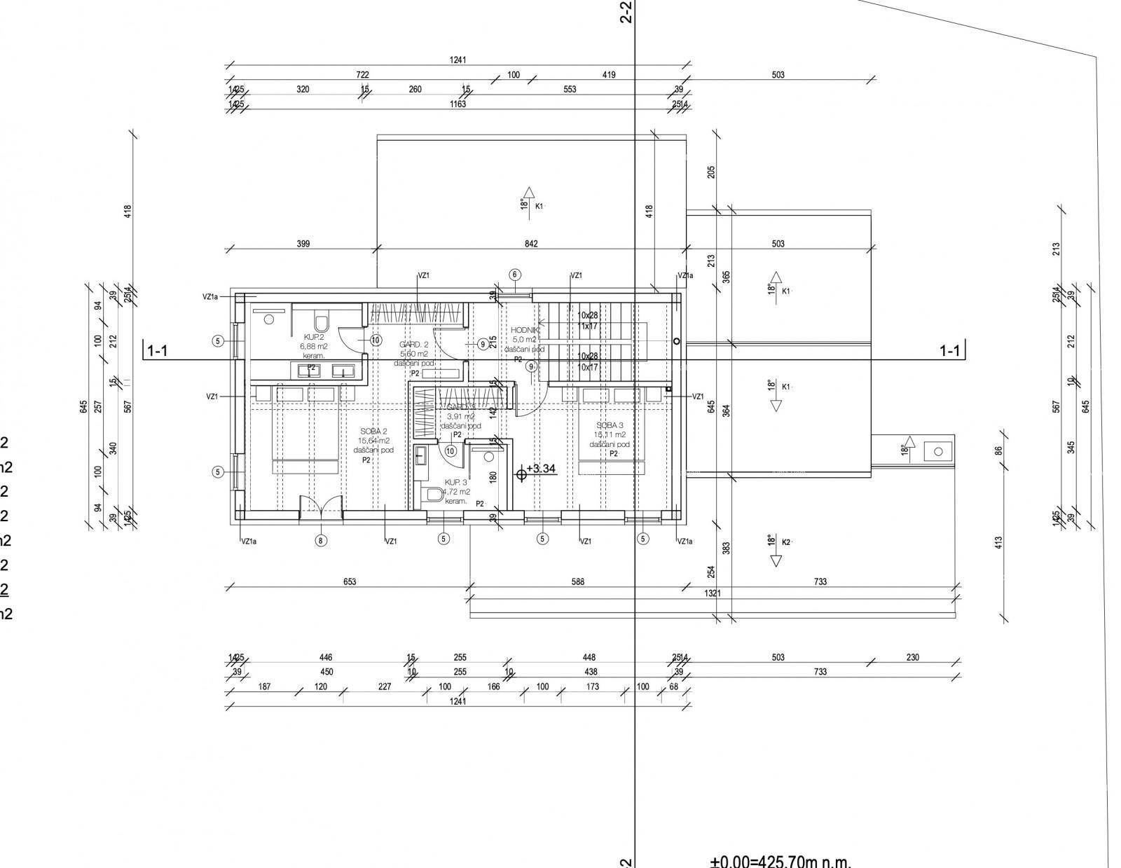 Grundriss des Obergeschosses mit mehreren Schlafzimmern und Bädern.