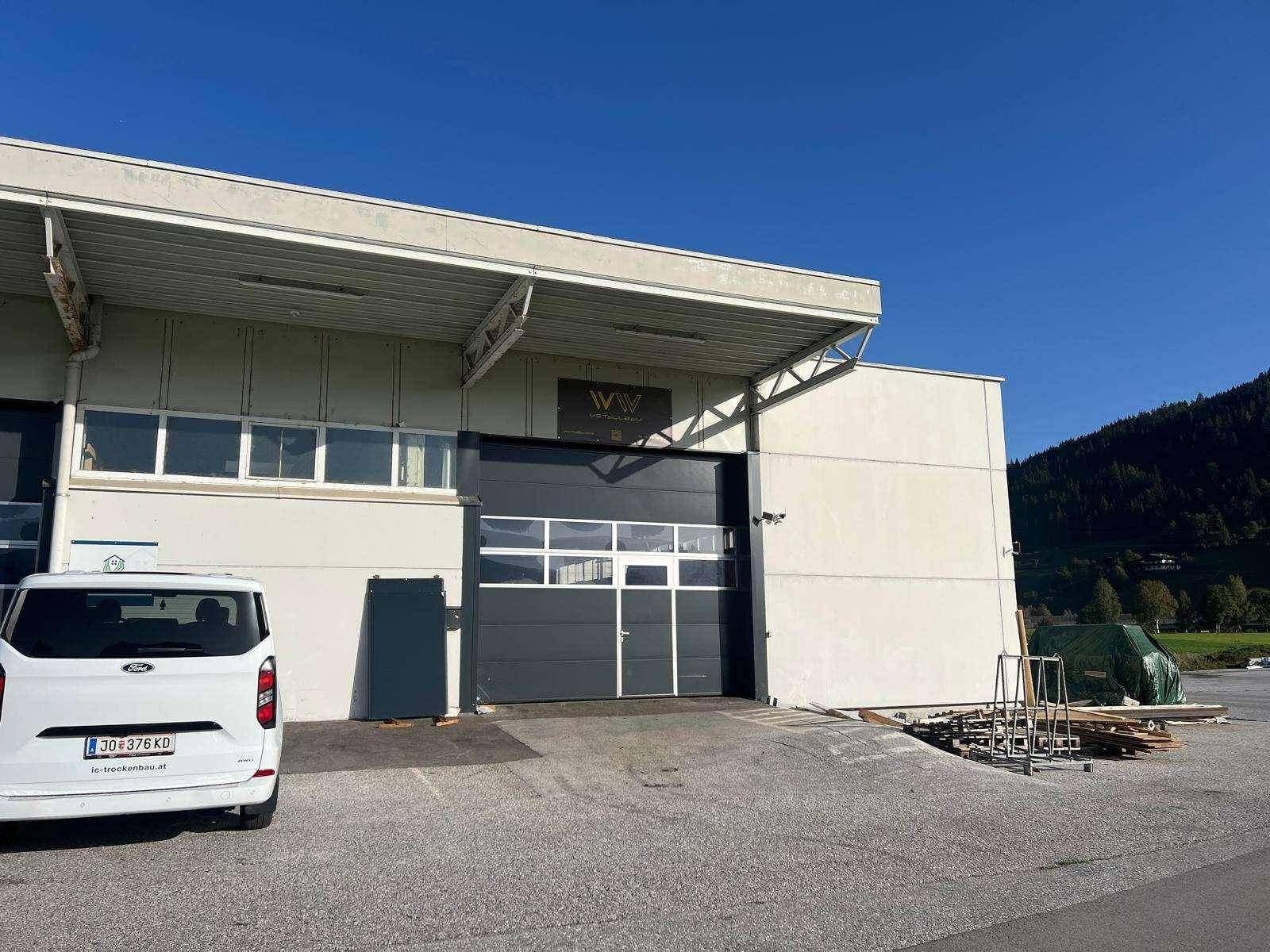 Ev, 319 m²