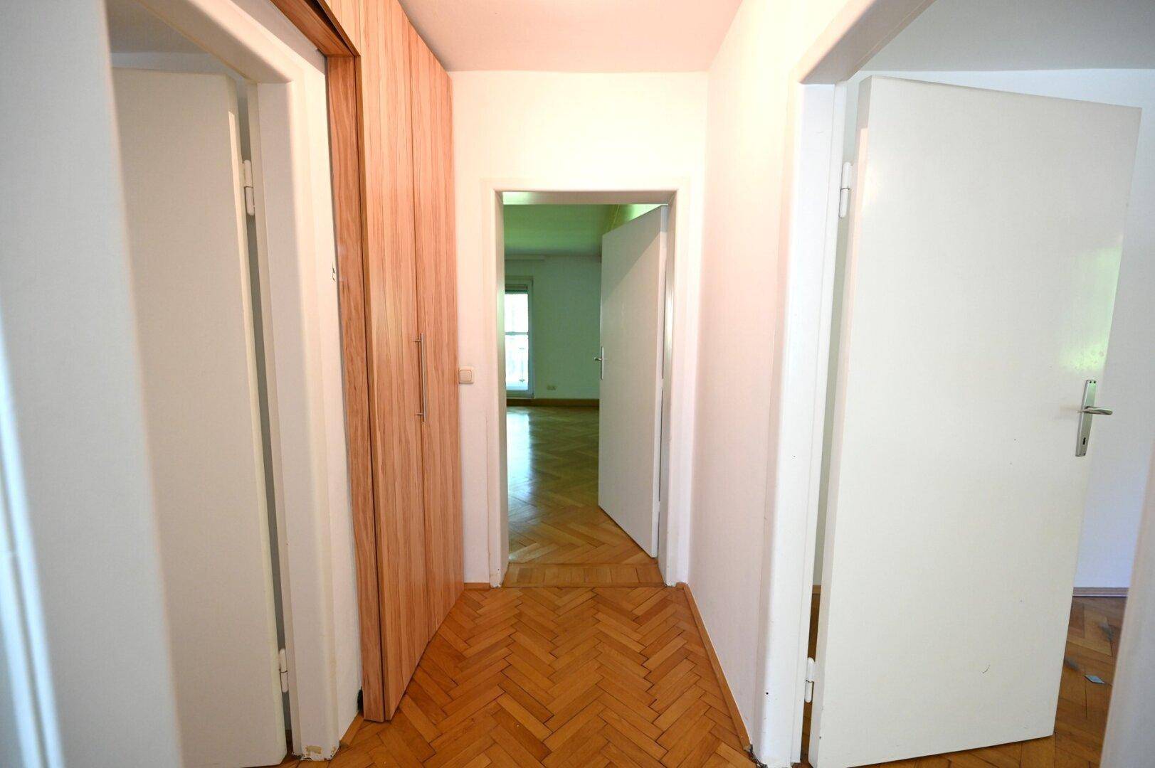 Vorraum 2