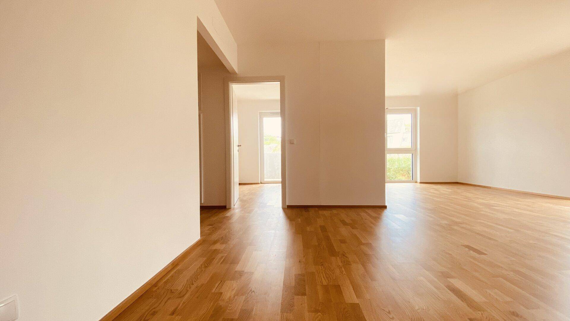 Neubau Erstbezug Gemütliche Drei Zimmer Wohnung mit Balkon und Grünblick - Ansicht 4