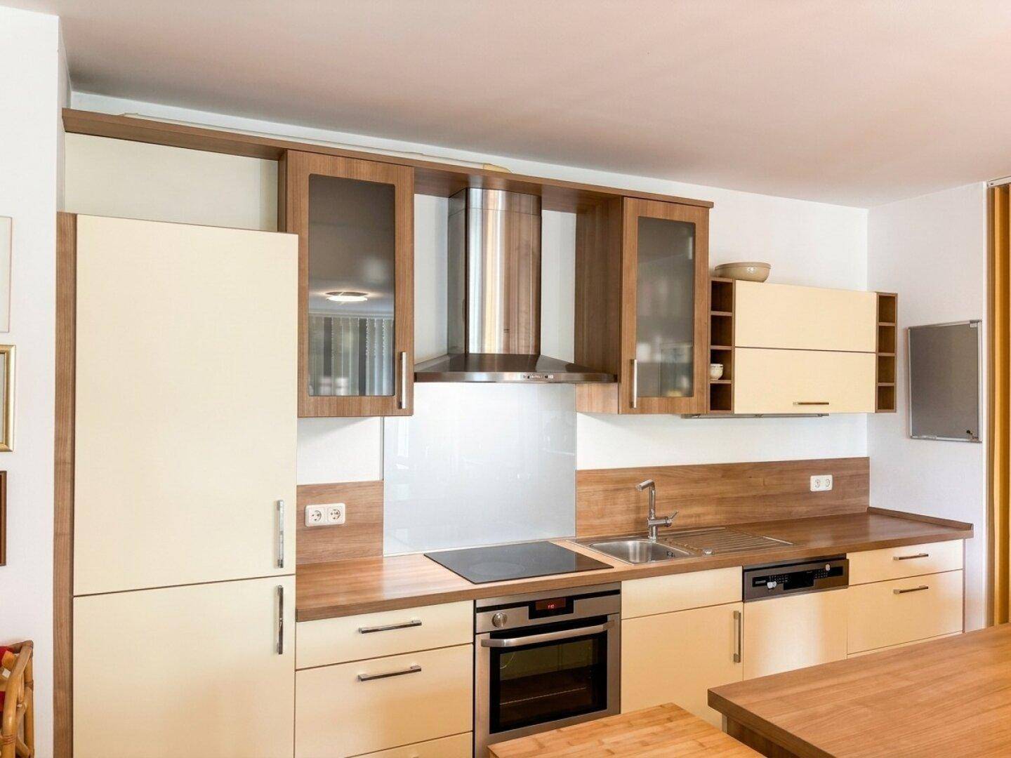 Helle Wohnung in toller Linzer Lage mit Balkon &amp; Tiefgaragenplatz - Ansicht 5