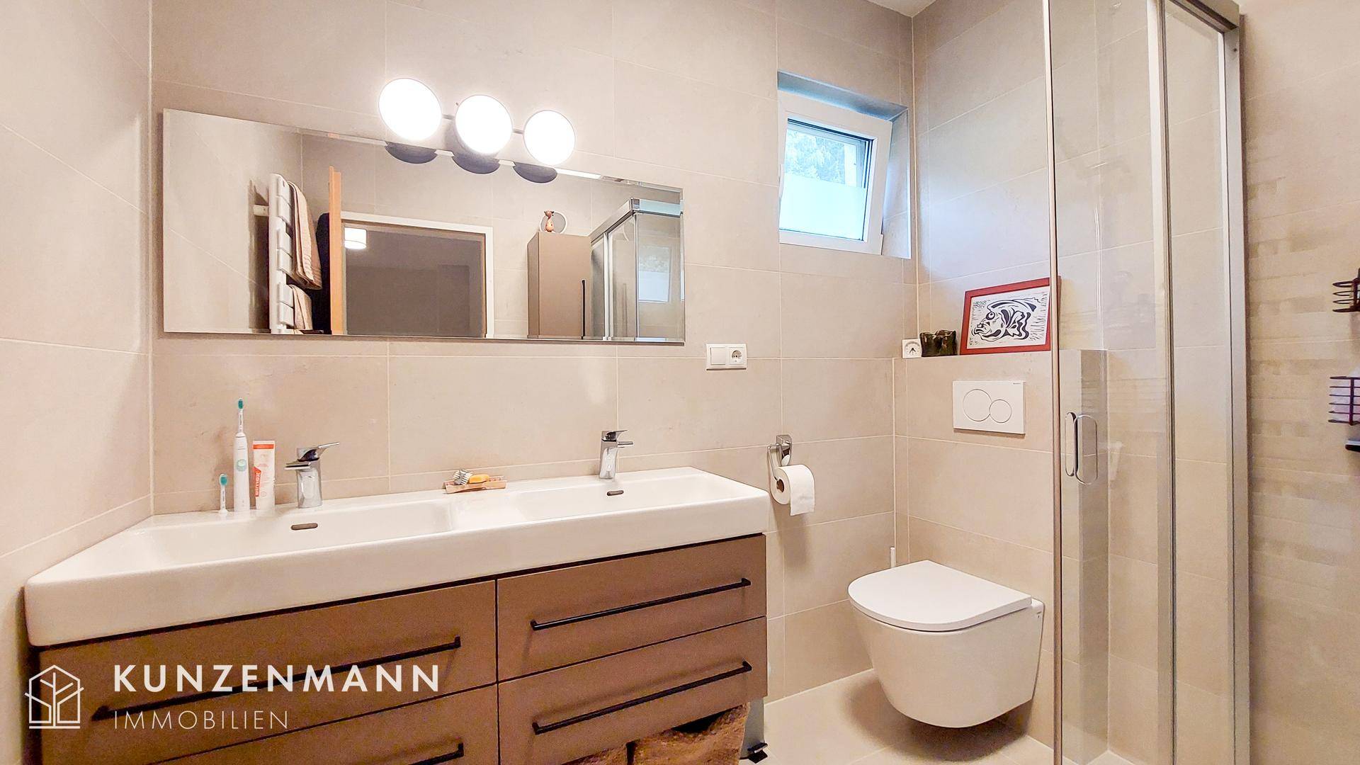 Badezimmer 2024 neu saniert