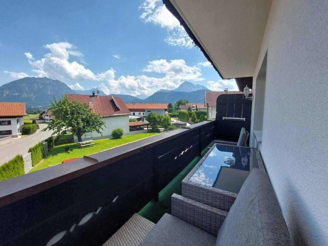 Panorama- Balkon mit Bugblick