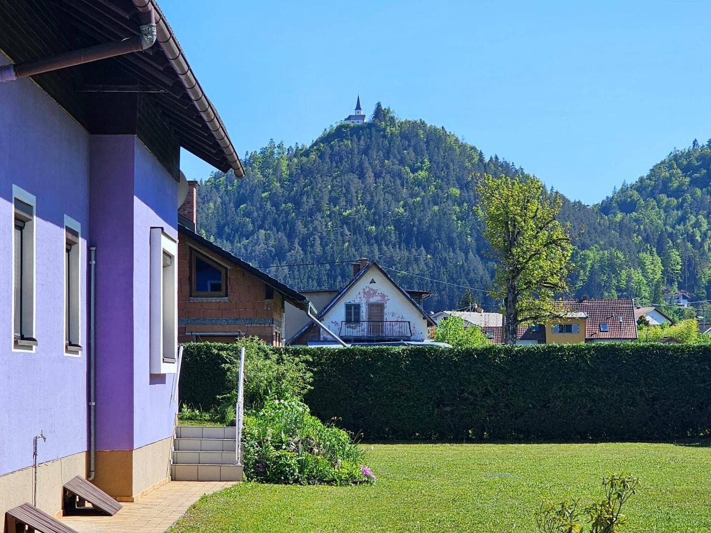 Haus mit Blick auf den Georgiberg