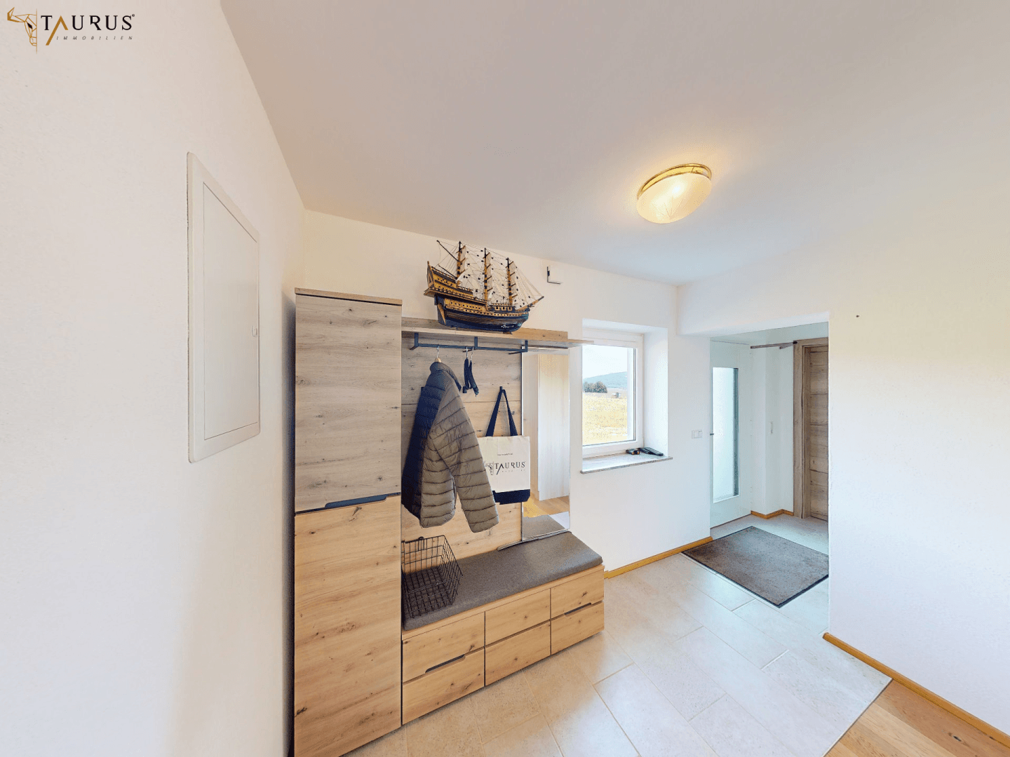 EG - Eingangsbereich und Garderobe