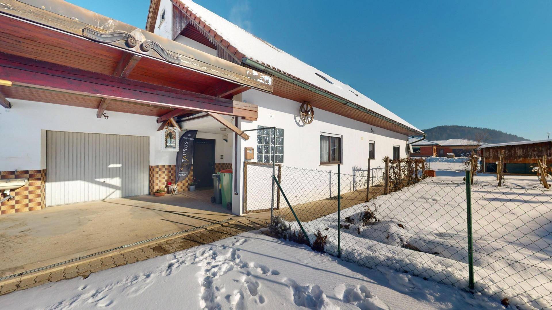 Garage und Garten
