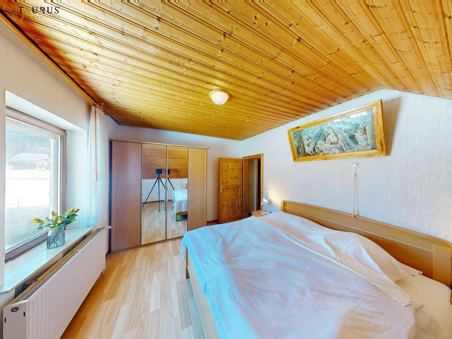 OG Schlafzimmer 1