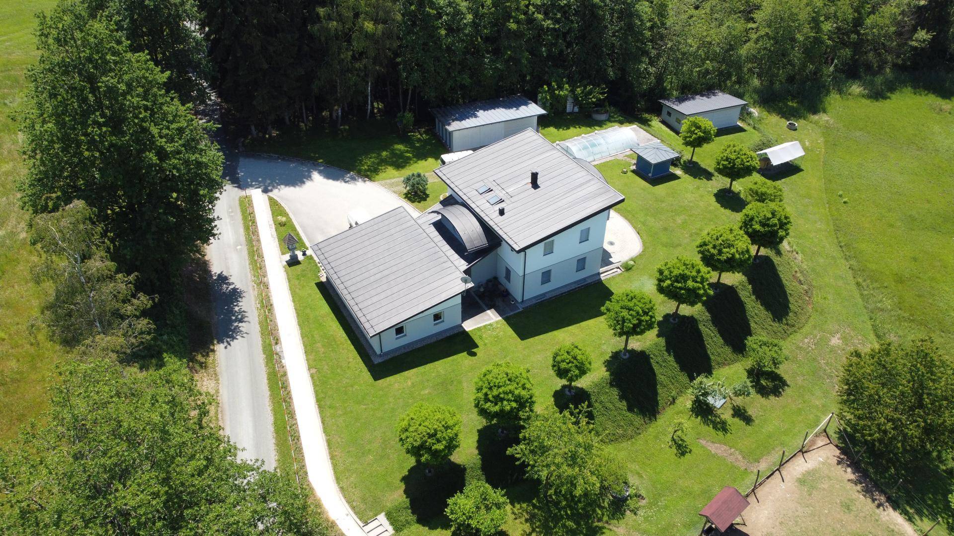 Außergewöhnliches Refugium in Ruhe- und Alleinlage (erweiterbar auf ca. 5 ha) – pohled 5