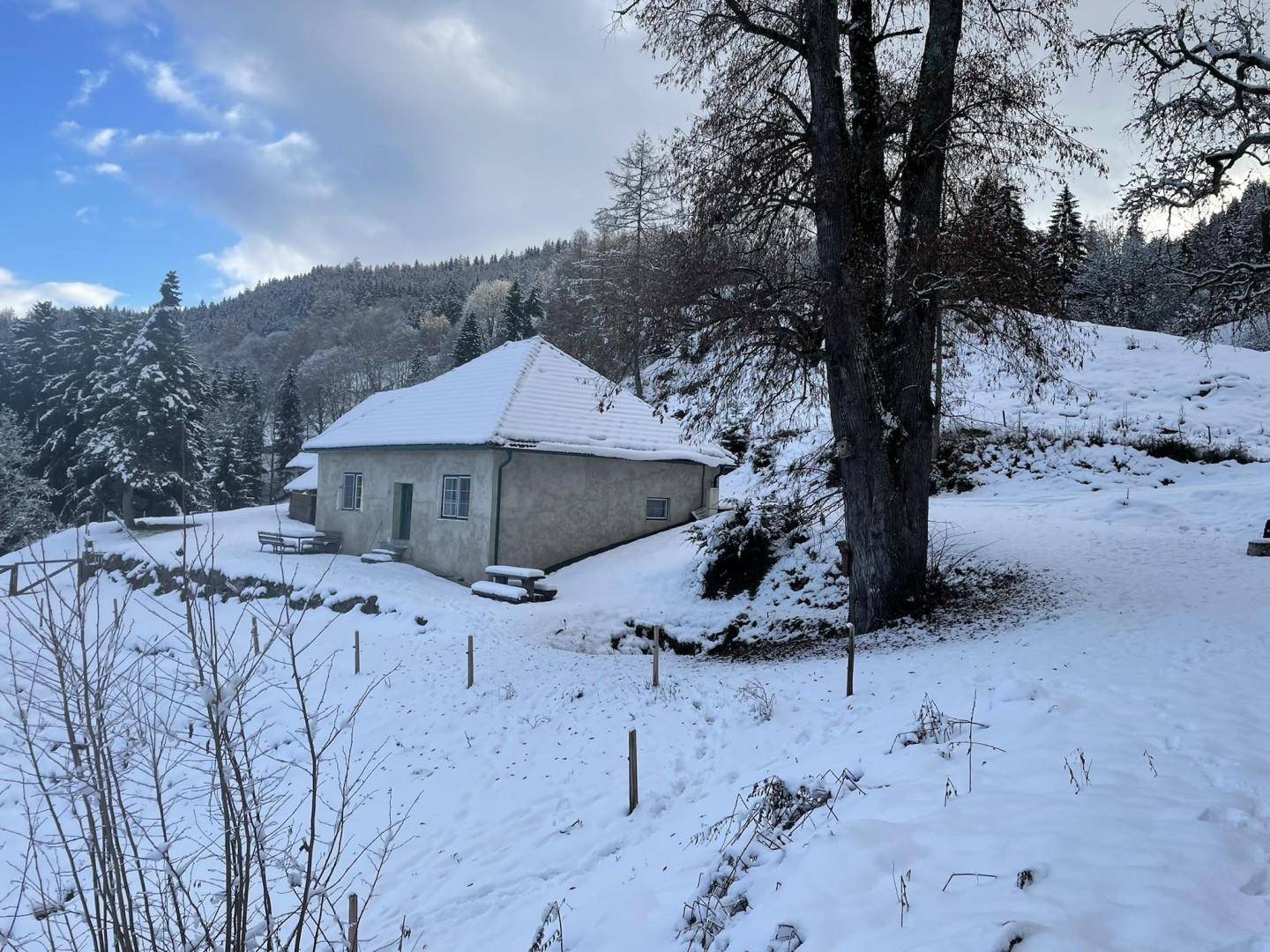 Liegenschaft im Winter