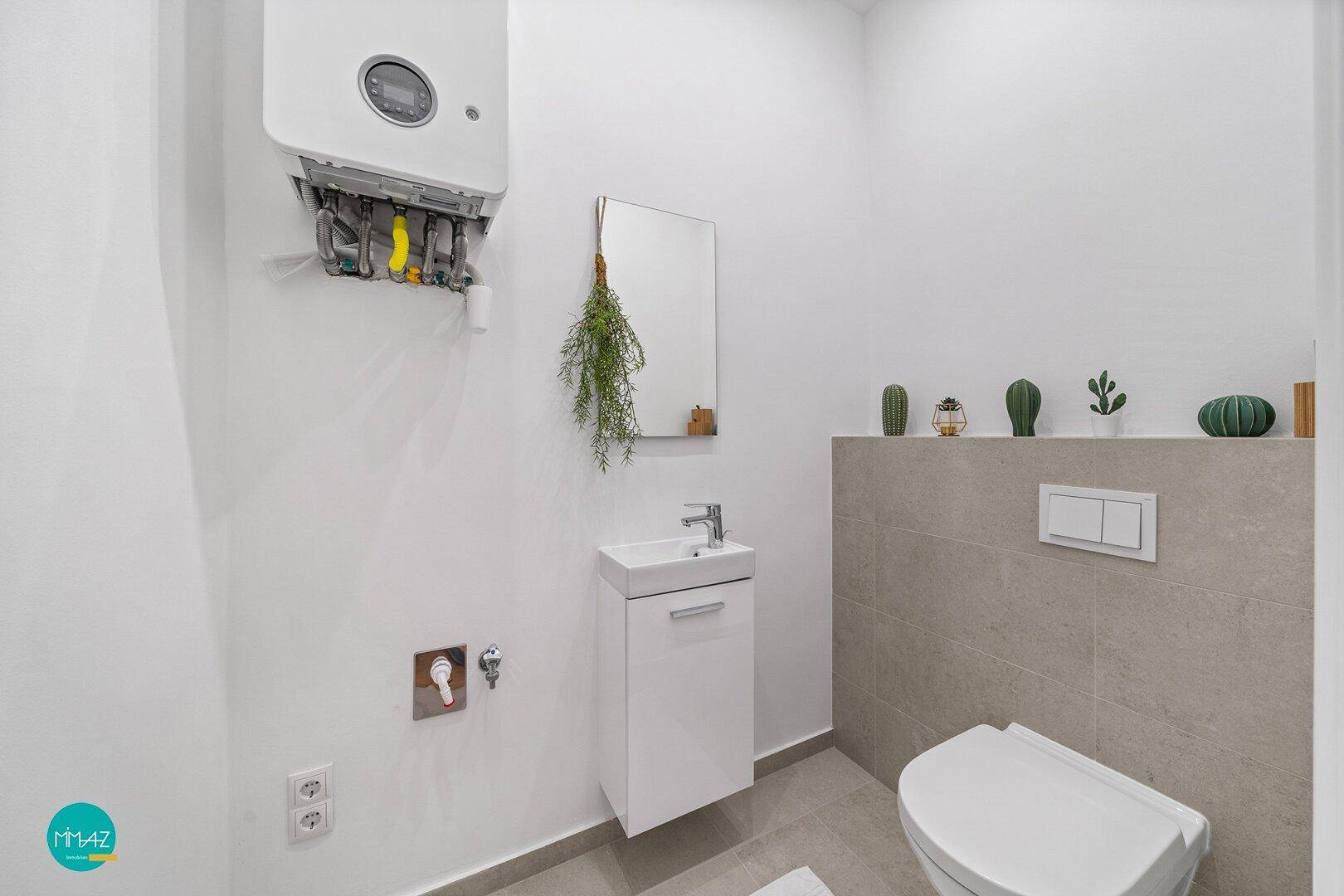 WC (mit Waschmaschinenanschluss)