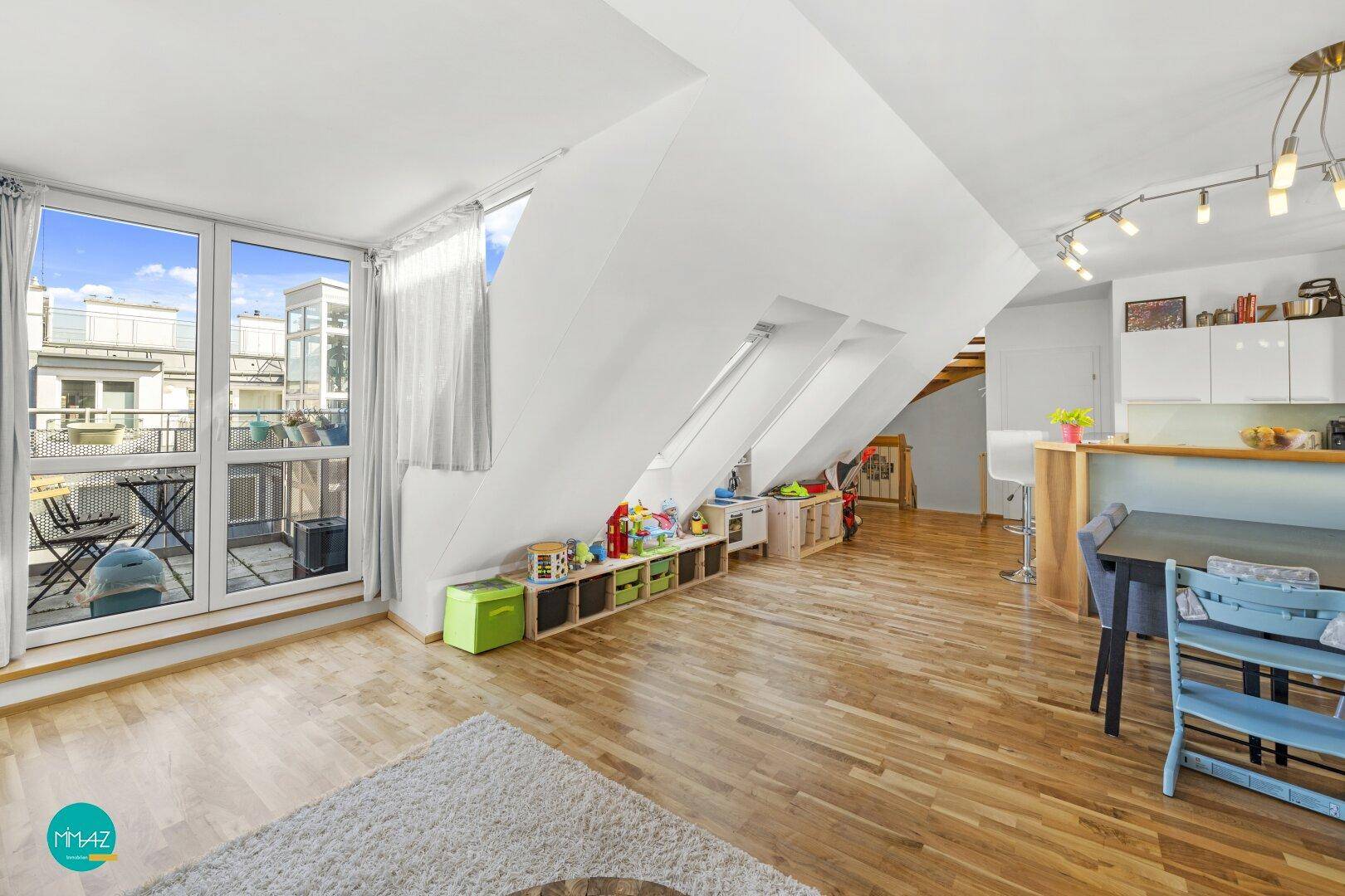 Wohnzimmer mit Küche - Ebene 2
