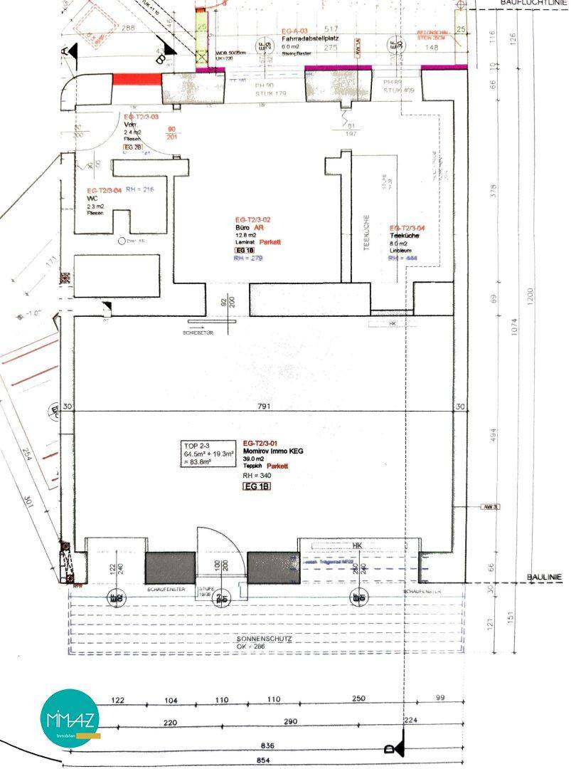 Detaillierter Grundriss des Erdgeschosses mit Bürobereichen und Abmessungen.