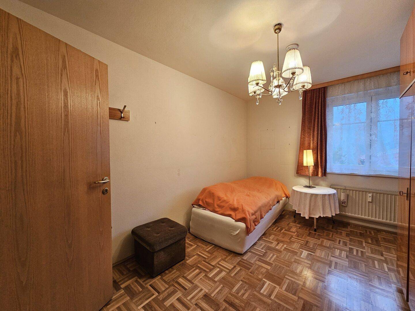 Schlaf-, Kinder- oder Gästezimmer