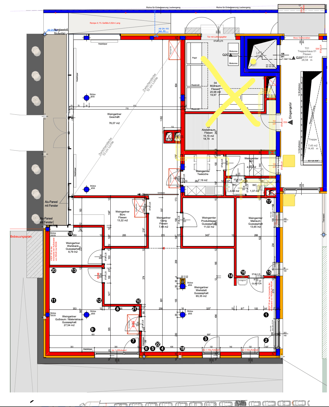 Detaillierter Grundriss mit verschiedenen Räumen, Flächenangaben und technischen Details.
