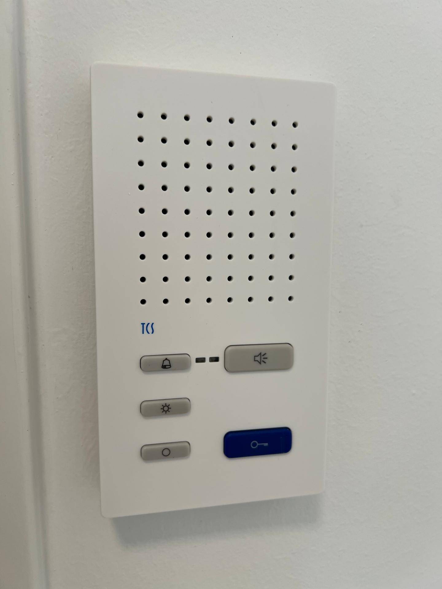 Sprechanlage, Öffner