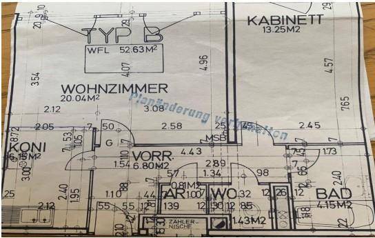Detaillierter Grundrissplan mit Raumaufteilung und Flächenangaben für die Wohnung.