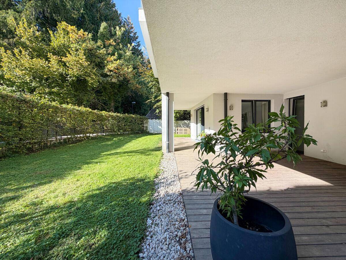 Garten m. Terrasse