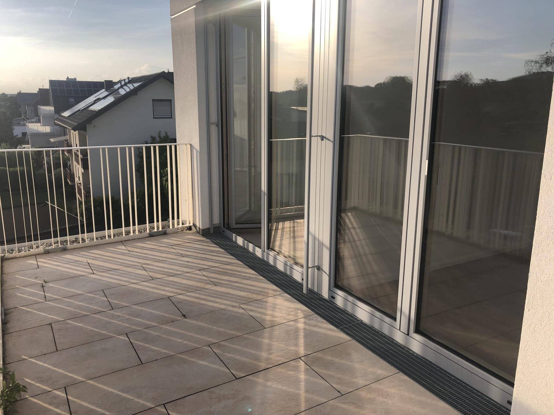 LOFT-Wohnung mit Pool und Balkon, - Ansicht 4