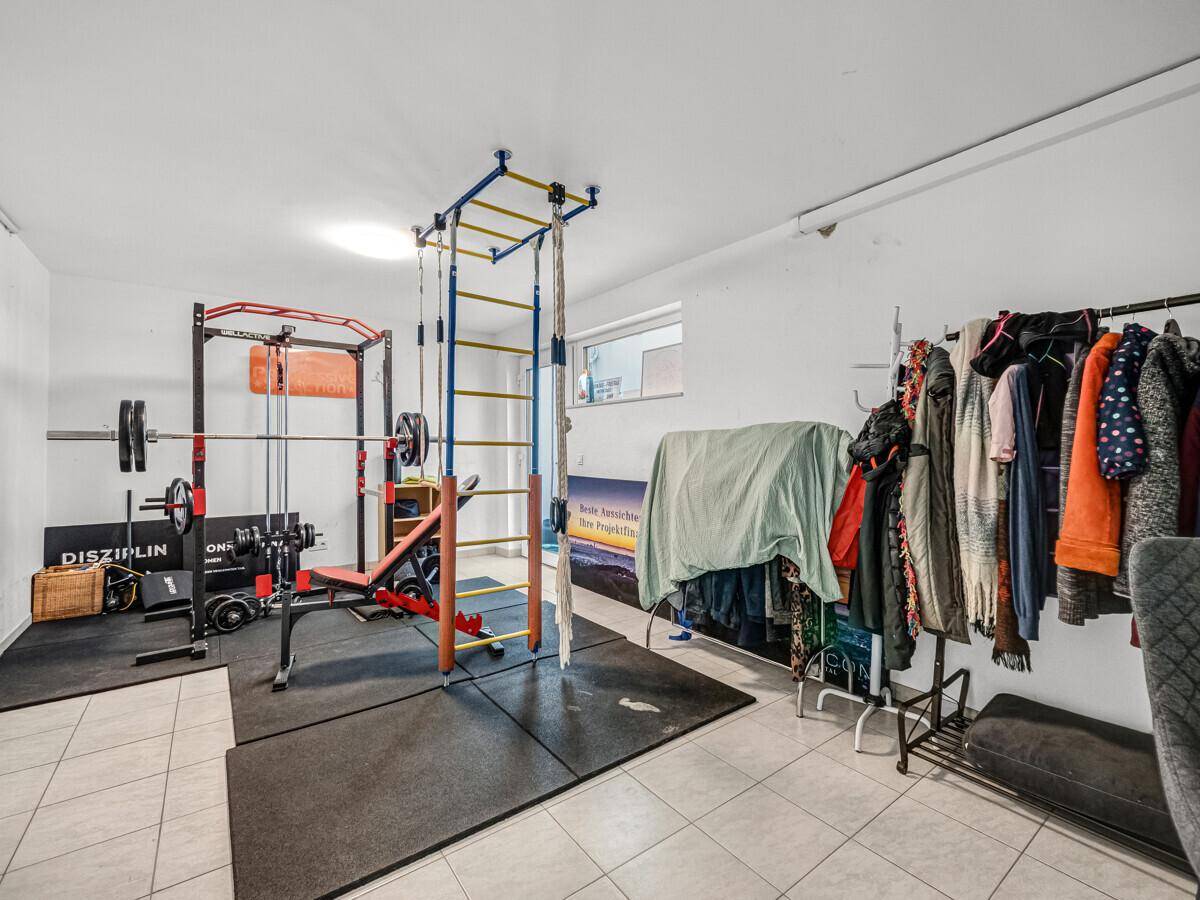 11 Keller mit Gym