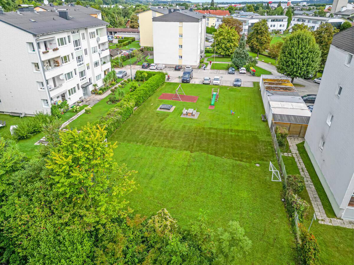 10 Kinderspielplatz