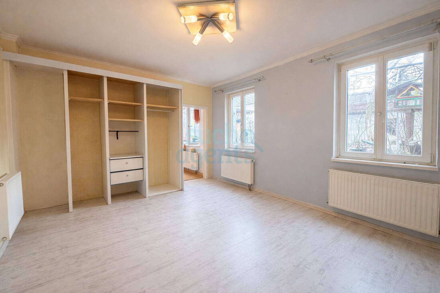 Open House: Sonntag 28.06.2026: Leerstehendes Bestandsobjekt, 10 Zimmer auf ca. 275m² – pohled 2
